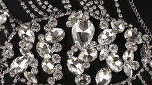 Load image into Gallery viewer, Crystal and Pearl Shoulder Chains